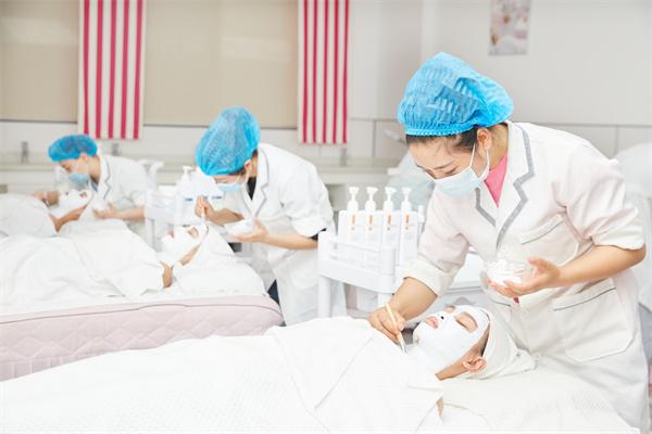 中国前十名美容学校、全国美容培训学校排名