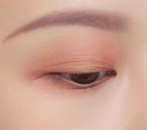 1 一肉橘色眼影.jpg