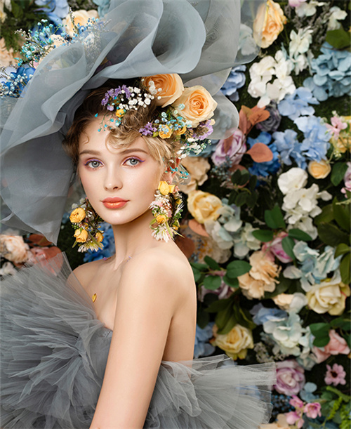 1639037923662361I4OW.jpg 白纱组4号-上海秋季形象设计与艺术创意二班《爱丽丝梦游仙境》.jpg