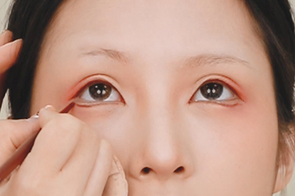 1638257687798238IVbl.jpg 红妆长4.mp4_20211129_165217.165.jpg