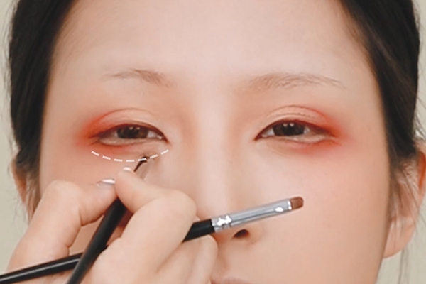 1638257692477764MfZ6.jpg 红妆长4.mp4_20211129_165307.463.jpg