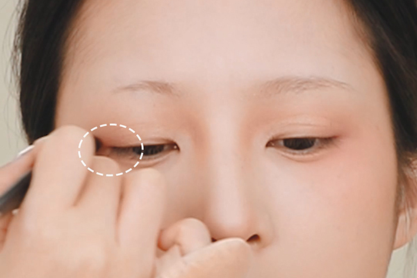 1638257676183227MtaJ.jpg 红妆长4.mp4_20211129_165159.418.jpg