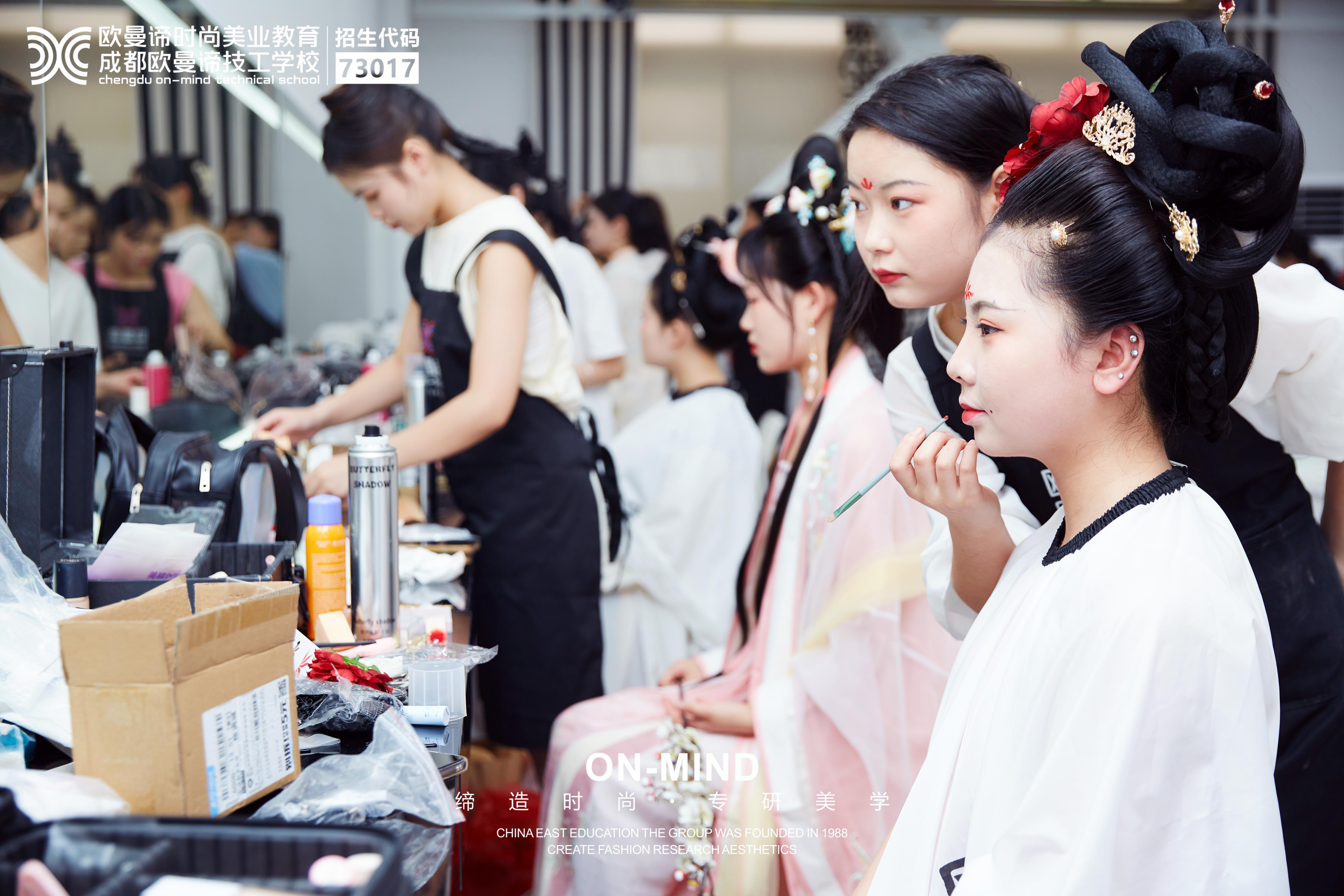 高中生上什么学校好?如何选专业和学校