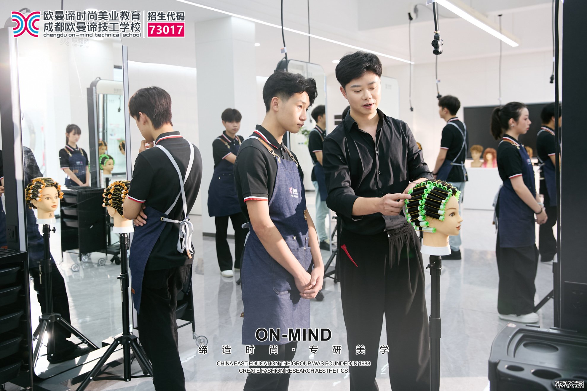 成都家长问：初中毕业后学什么技术既能稳定又有前途？